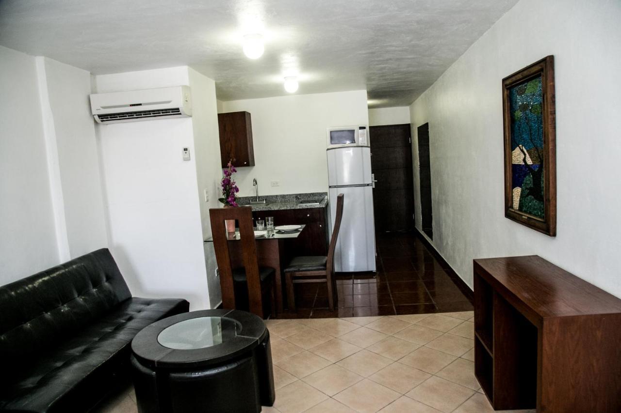 Booking Dioh Монтеррей Экстерьер фото
