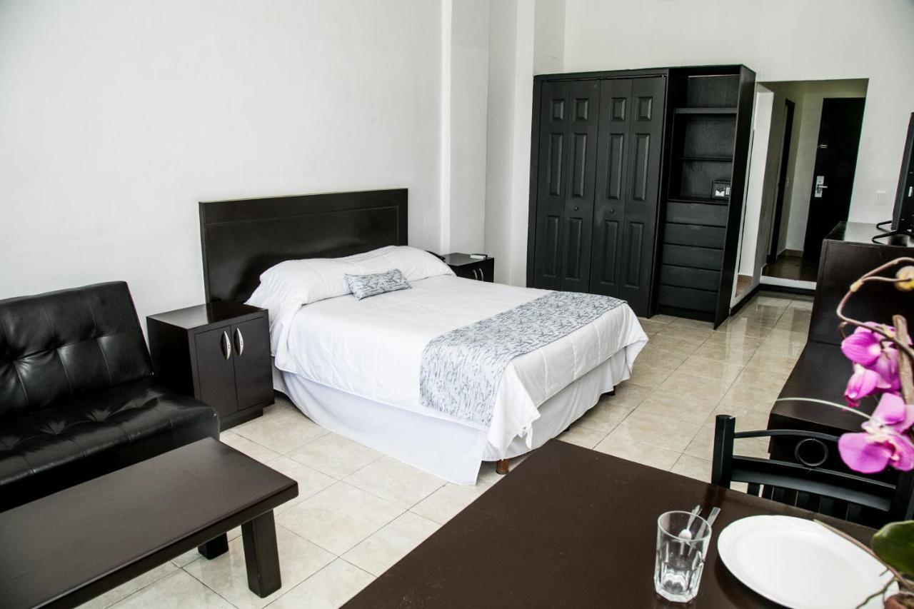 Booking Dioh Монтеррей Экстерьер фото